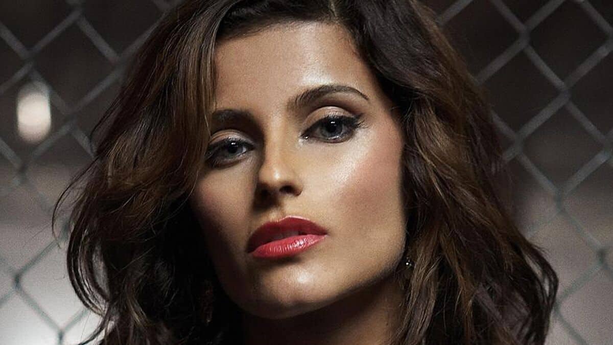 Chanteuse canadienne Nelly Furtado